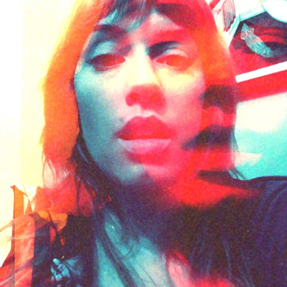 Meet your Posher, Ashley - Picture 1 of 2